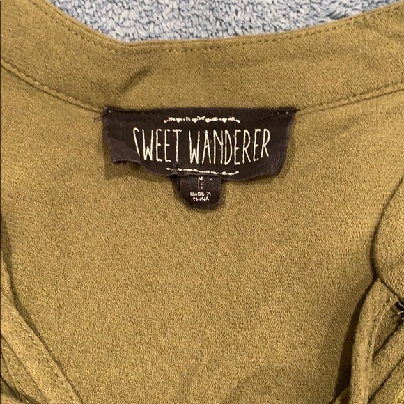 🌟BOGO tank top - Picture 3 of 3